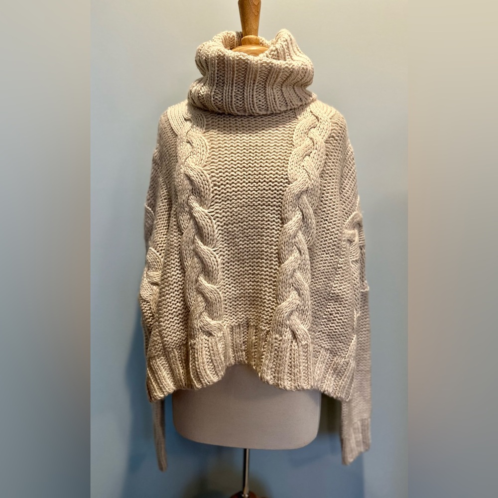 Love Stitch chunky Cable Knit Wool Blend Cowl Neck Cropped oversized sweater M